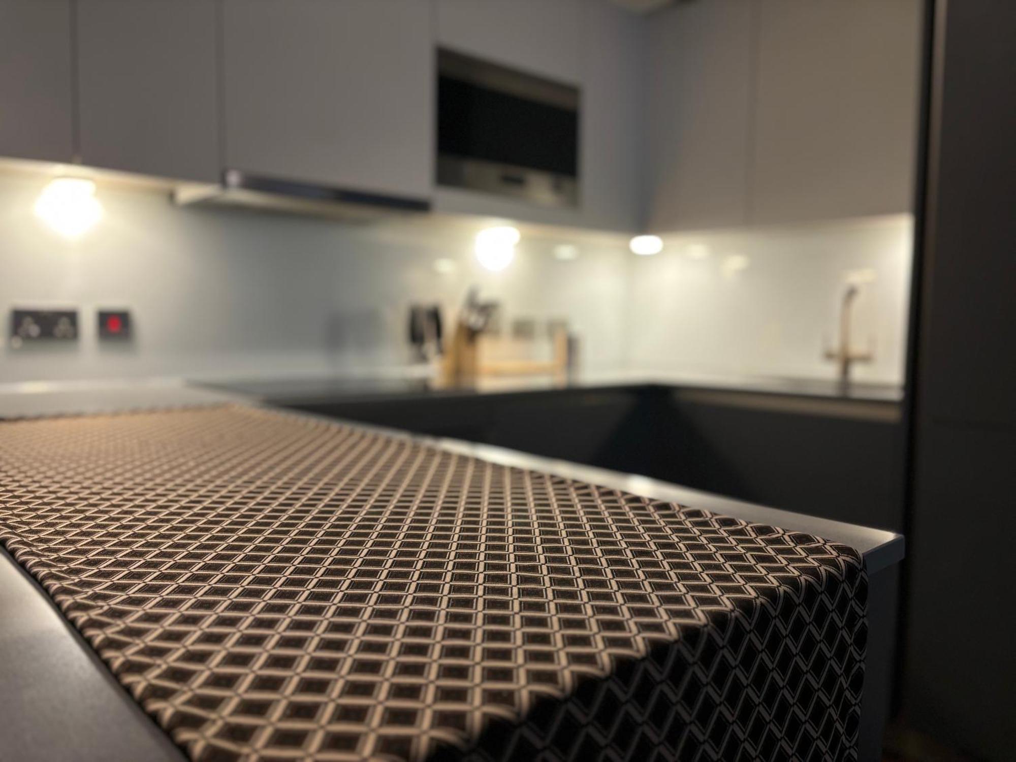 Collection No9 Harbour Way Apartment London Ngoại thất bức ảnh